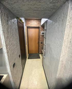 Студия квартира, вторичка, 15м2, 1/9 этаж