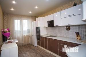 2-к квартира, вторичка, 61м2, 14/14 этаж