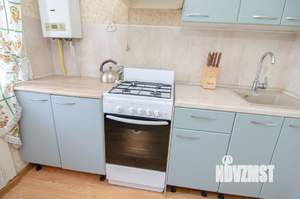 3-к квартира, вторичка, 42м2, 5/5 этаж