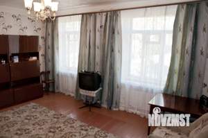 2-к квартира, вторичка, 53м2, 1/3 этаж