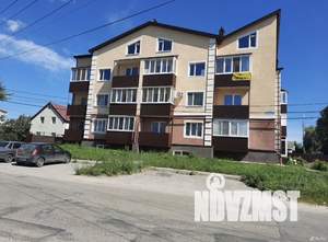 2-к квартира, вторичка, 58м2, 1/3 этаж
