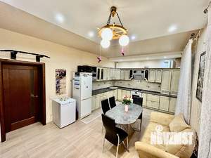 3-к квартира, вторичка, 93м2, 1/3 этаж