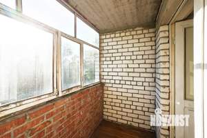 2-к квартира, вторичка, 63м2, 5/5 этаж