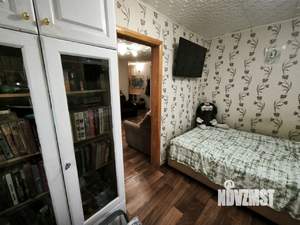 2-к квартира, вторичка, 43м2, 1/4 этаж