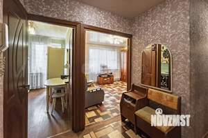 3-к квартира, вторичка, 64м2, 1/9 этаж