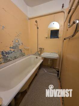 3-к квартира, вторичка, 56м2, 5/5 этаж