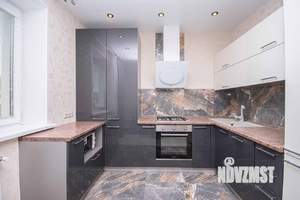 2-к квартира, вторичка, 62м2, 1/4 этаж