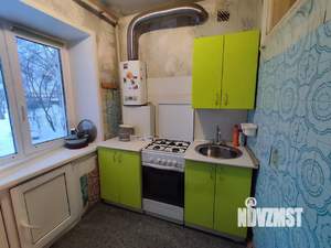 3-к квартира, вторичка, 50м2, 1/5 этаж