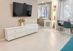 3-к квартира, вторичка, 56м2, 1/5 этаж