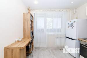 2-к квартира, вторичка, 54м2, 1/9 этаж