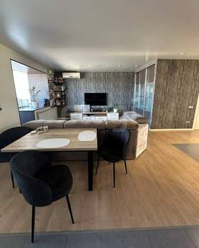 2-к квартира, вторичка, 65м2, 9/9 этаж