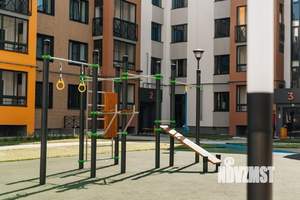 2-к квартира, вторичка, 77м2, 1/4 этаж