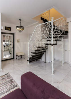 3-к квартира, вторичка, 85м2, 3/3 этаж