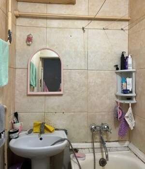 2-к квартира, вторичка, 45м2, 1/5 этаж