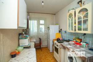 3-к квартира, вторичка, 65м2, 1/9 этаж
