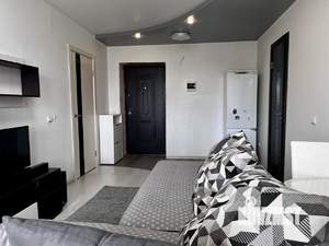 2-к квартира, вторичка, 44м2, 1/4 этаж