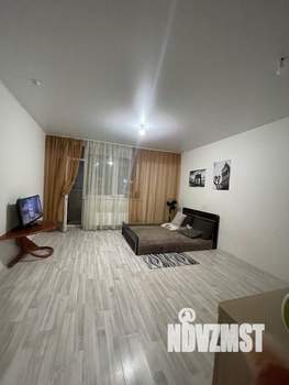 Студия квартира, вторичка, 30м2, 23/24 этаж