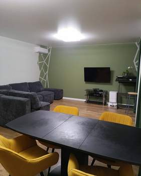 3-к квартира, вторичка, 82м2, 2/6 этаж