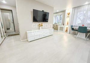 3-к квартира, вторичка, 56м2, 1/5 этаж