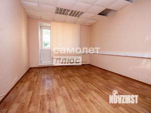 3-к квартира, вторичка, 109м2, 1/9 этаж