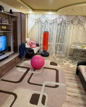 3-к квартира, вторичка, 69м2, 1/10 этаж