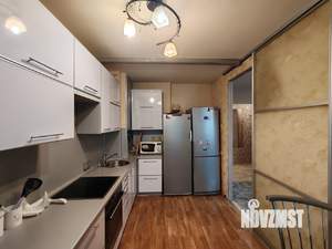 3-к квартира, вторичка, 65м2, 1/10 этаж