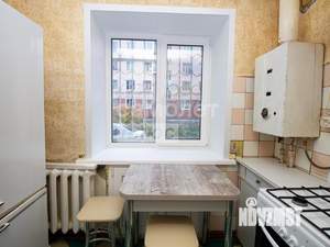 2-к квартира, вторичка, 42м2, 1/5 этаж