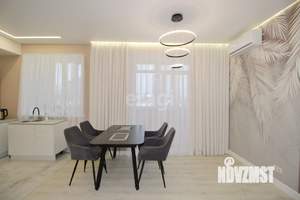 2-к квартира, вторичка, 82м2, 3/3 этаж