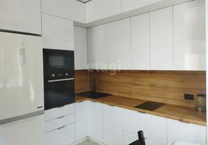 3-к квартира, вторичка, 78м2, 1/2 этаж