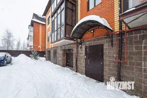 3-к квартира, вторичка, 120м2, 1/3 этаж