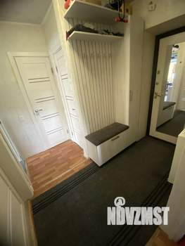 2-к квартира, вторичка, 42м2, 1/4 этаж