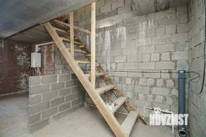 4-к квартира, вторичка, 150м2, 3/4 этаж