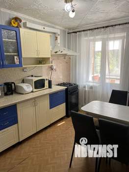 2-к квартира, вторичка, 53м2, 1/10 этаж