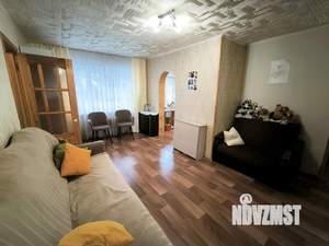 2-к квартира, вторичка, 43м2, 1/4 этаж