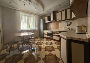 3-к квартира, вторичка, 101м2, 2/9 этаж