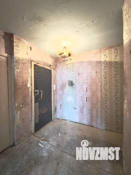 3-к квартира, вторичка, 63м2, 1/9 этаж