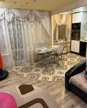 3-к квартира, вторичка, 69м2, 1/10 этаж