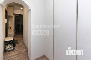 2-к квартира, вторичка, 52м2, 1/9 этаж