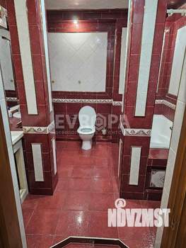 4-к квартира, вторичка, 130м2, 1/5 этаж