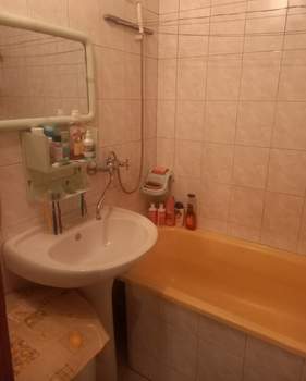 4-к квартира, вторичка, 86м2, 1/10 этаж