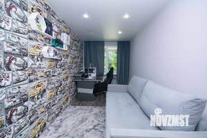 2-к квартира, вторичка, 42м2, 1/4 этаж