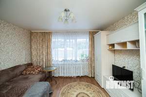 2-к квартира, вторичка, 52м2, 1/1 этаж