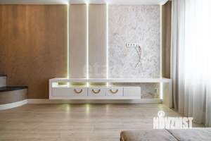 2-к квартира, вторичка, 63м2, 8/9 этаж