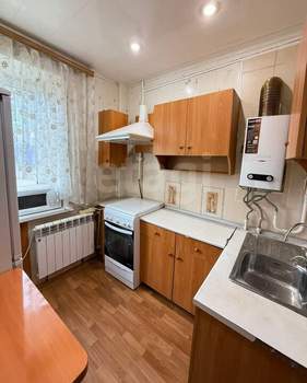 2-к квартира, вторичка, 39м2, 1/2 этаж