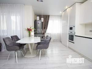 4-к квартира, вторичка, 95м2, 2/8 этаж