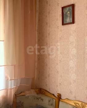 4-к квартира, вторичка, 70м2, 4/9 этаж