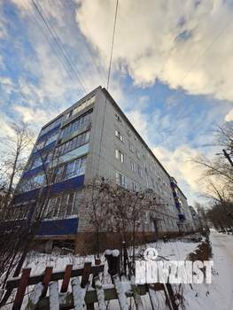 4-к квартира, вторичка, 60м2, 1/5 этаж