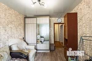 3-к квартира, вторичка, 64м2, 1/9 этаж