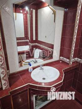 4-к квартира, вторичка, 130м2, 1/5 этаж