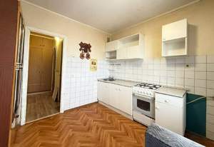 2-к квартира, вторичка, 53м2, 10/10 этаж